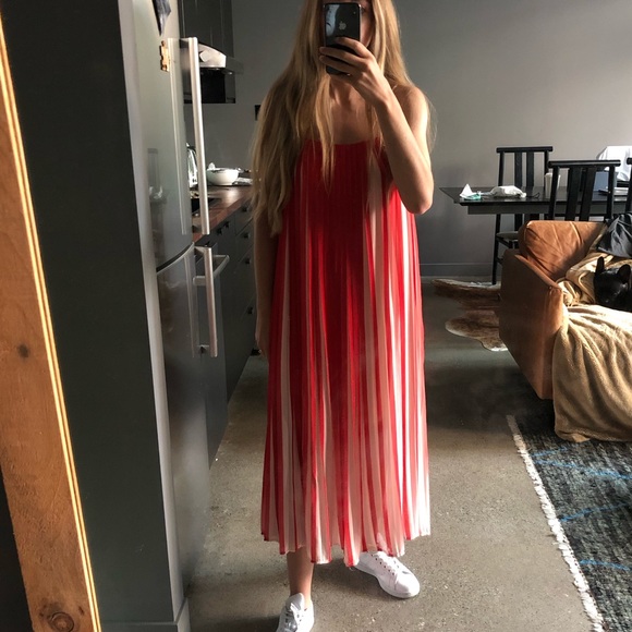 ❌SOLD❌ Club Monaco Lisette Dress - Picture 4 of 15